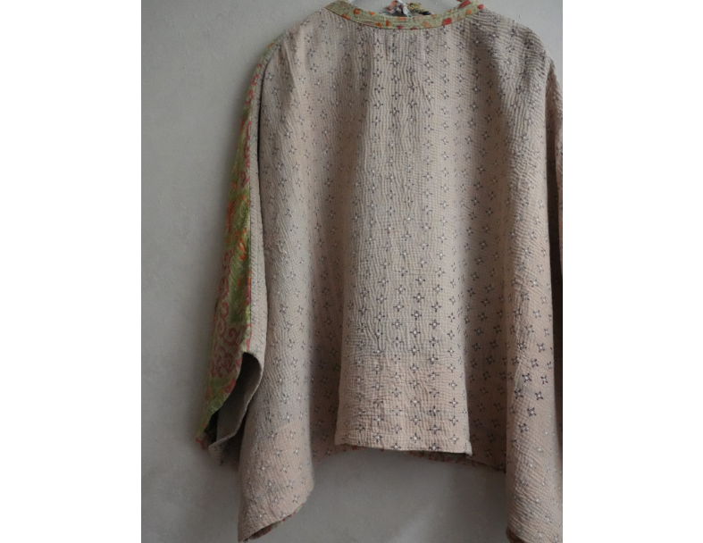 老甘達 Wings上衣 4