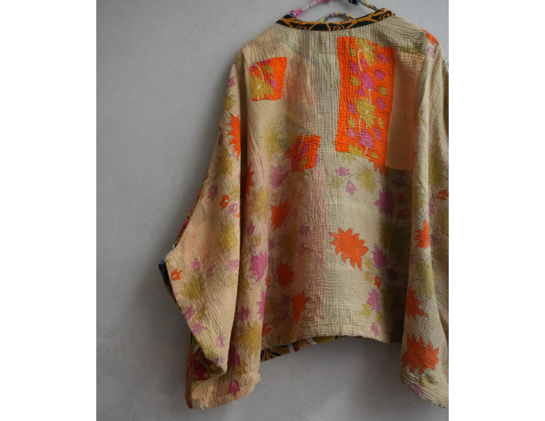 老甘達 Wings上衣 6