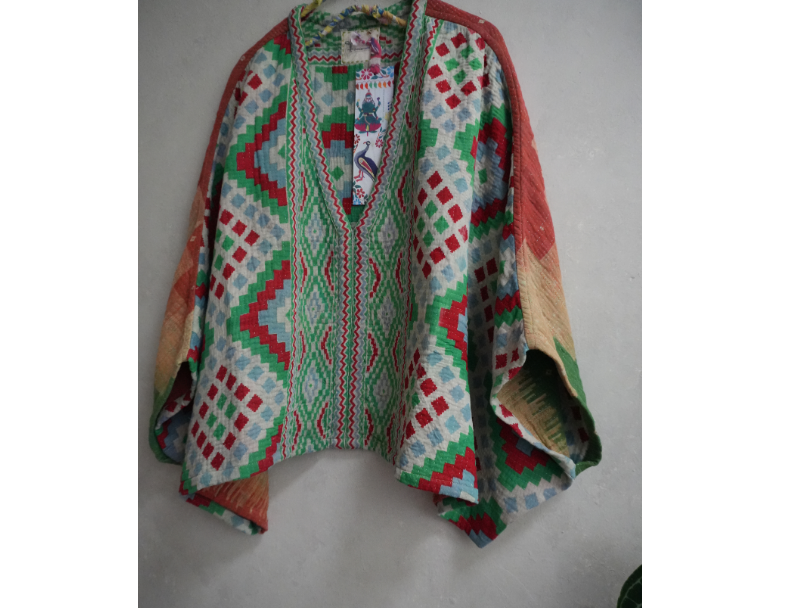 老甘達 Wings上衣 5