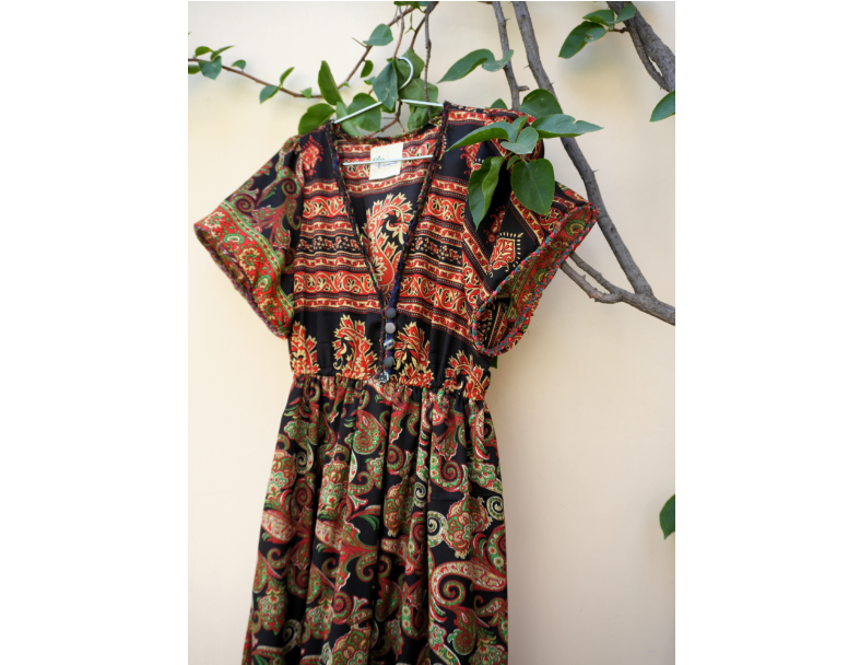 Old Saris 老沙麗長洋*S6 / SOLD 2