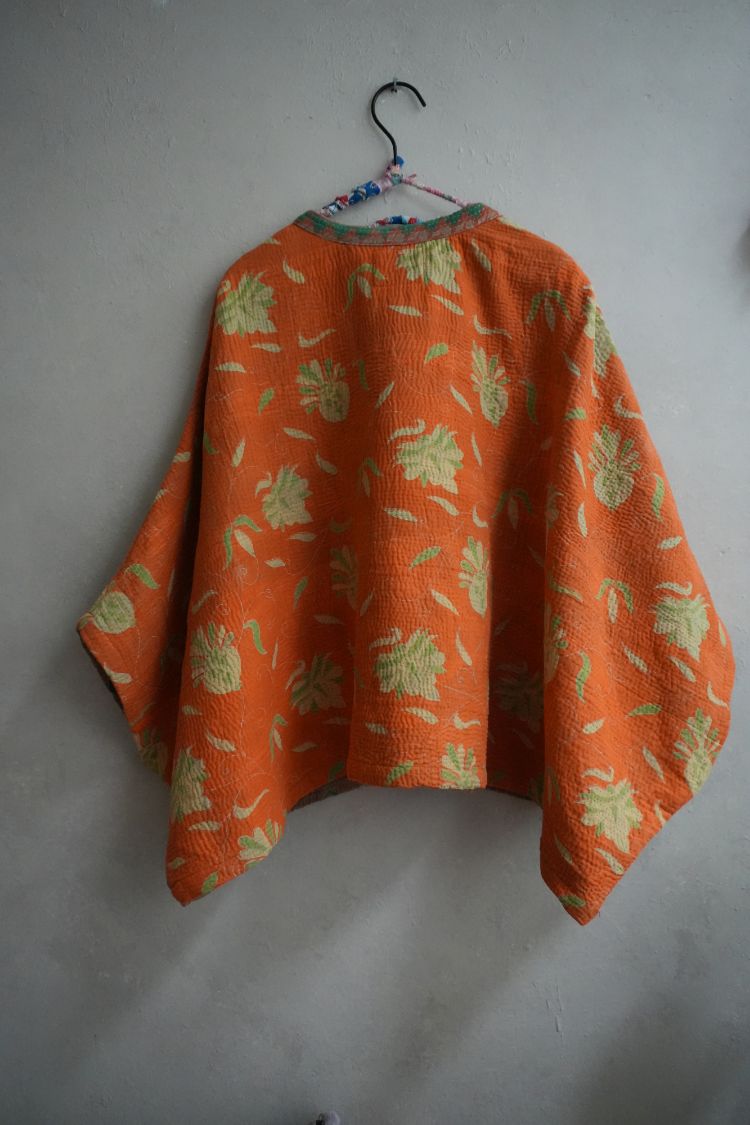 老甘達 Wings上衣