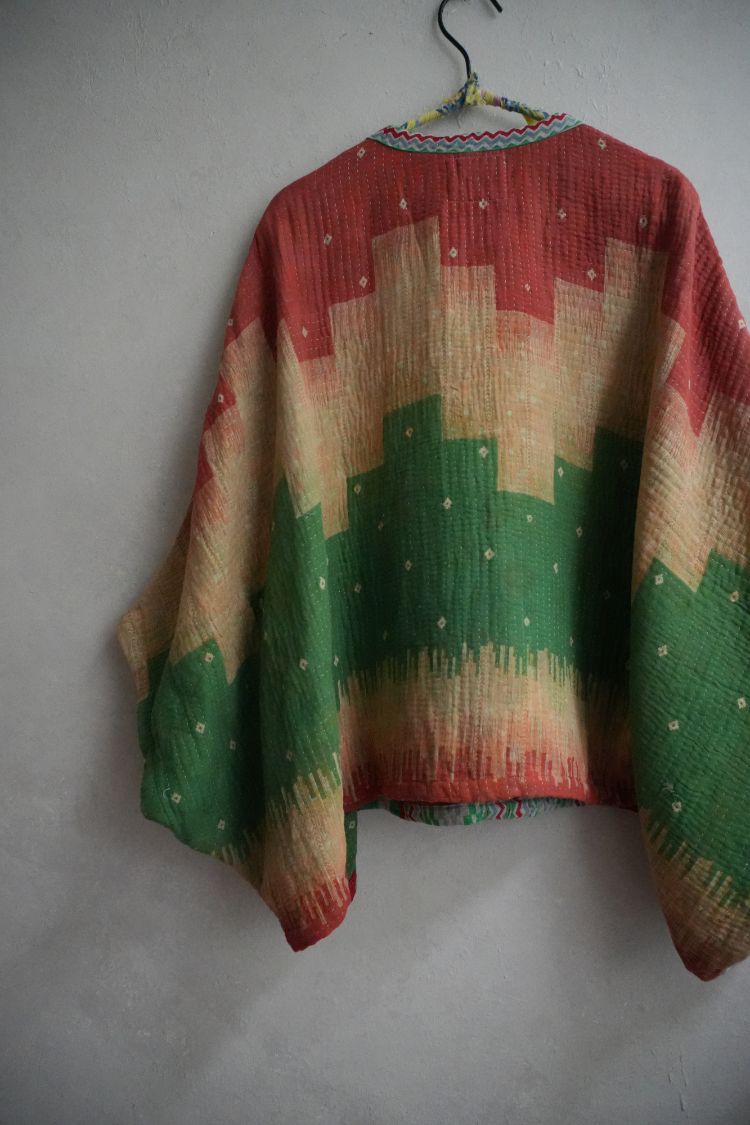 老甘達 Wings上衣