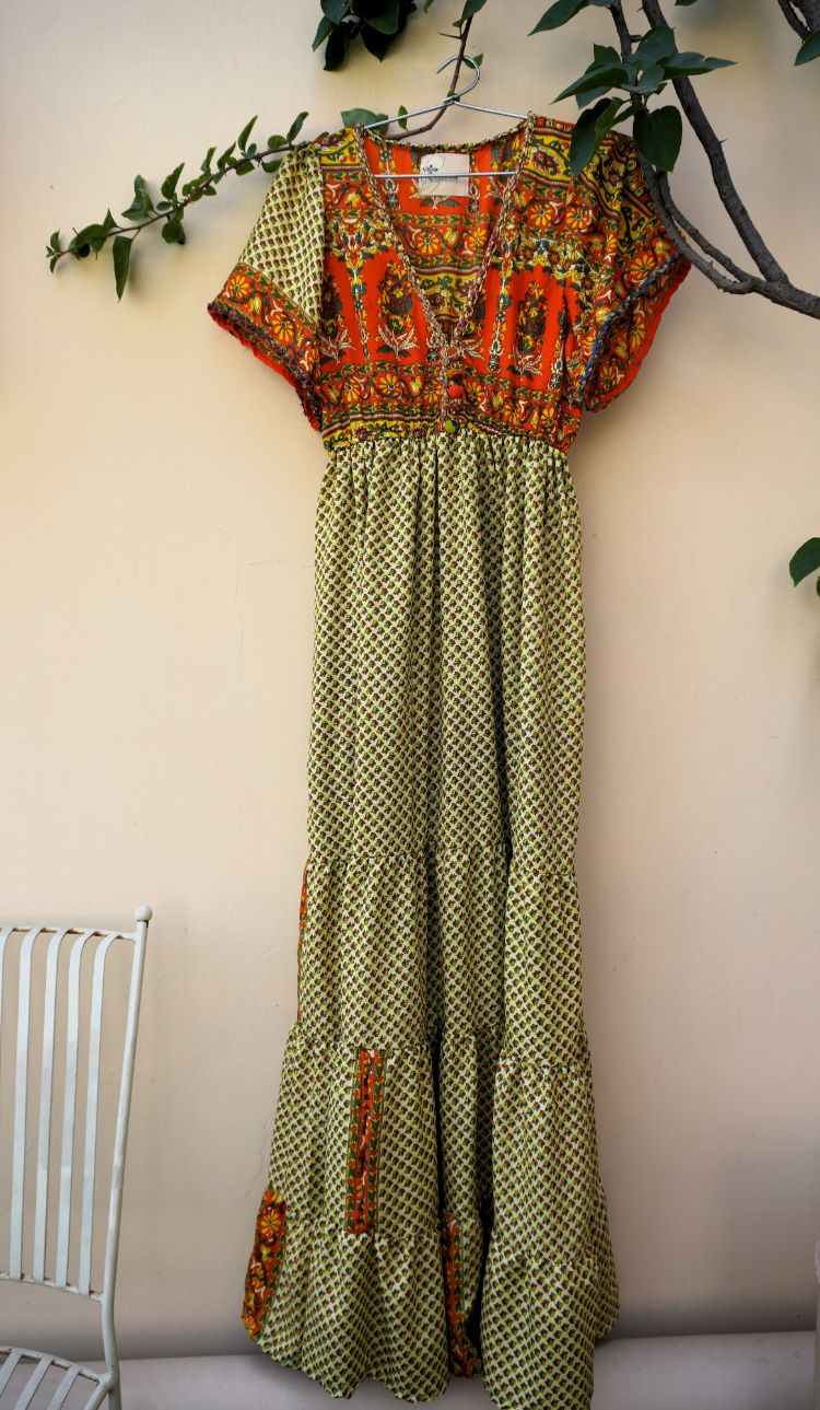 Old Saris 老沙麗長洋*S3