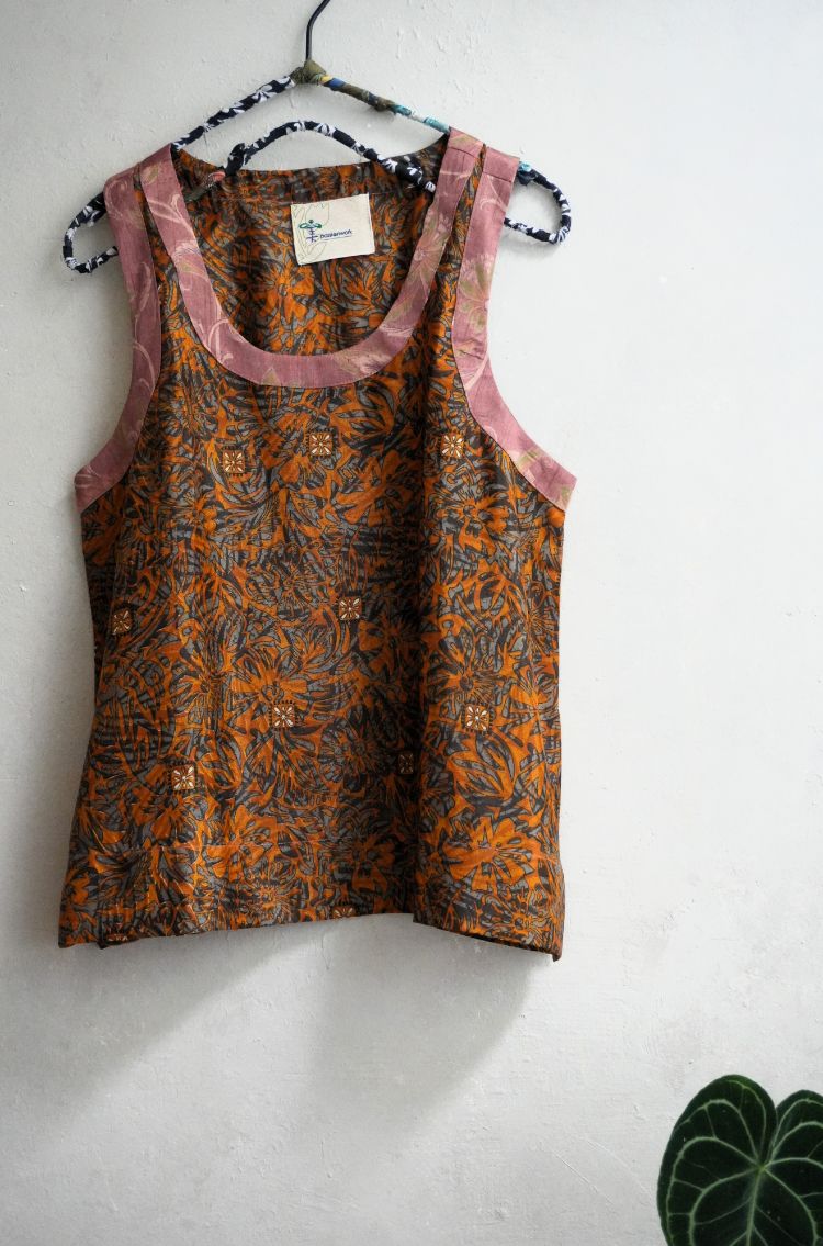 old saris 老莎麗背心*V3