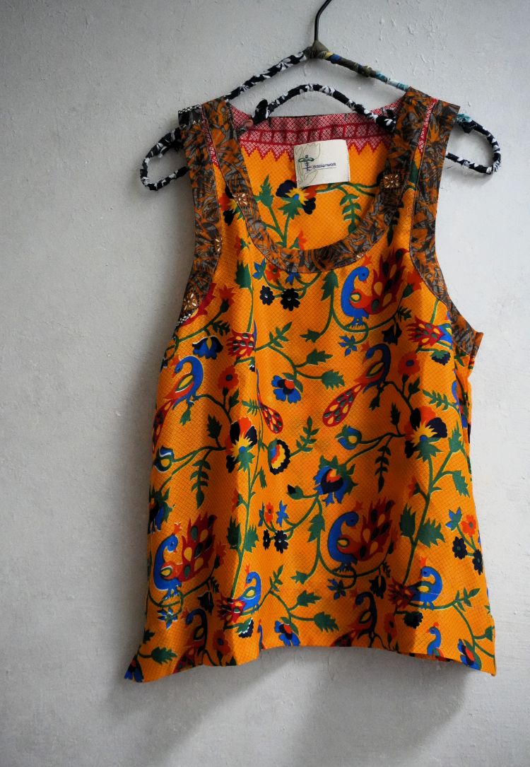 old saris 老莎麗背心*V5