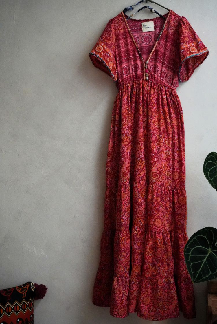 Old Saris 老沙麗長洋*S9